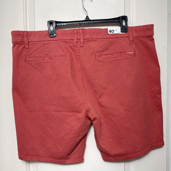 New Joe's The Brixton Straight 8.5" Inseam Shorts in Mineral Red Size 40 - Picture 6 of 10